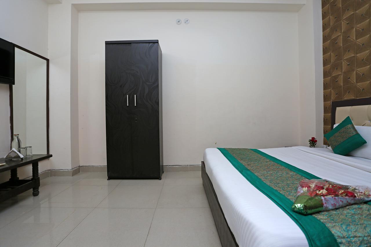 Hotel Avalon New Delhi Luaran gambar