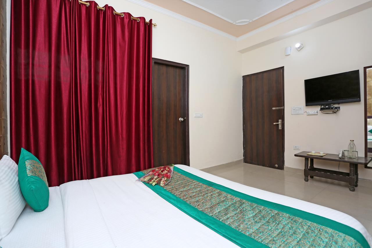 Hotel Avalon New Delhi Luaran gambar